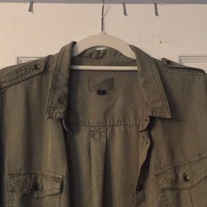 Universal thread green blouse